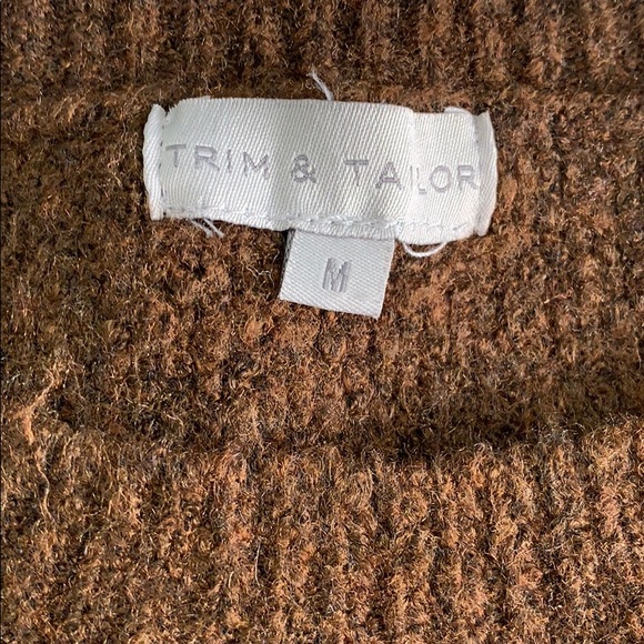 Sweater - Picture 3 of 3